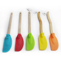 Wholesale fashionable custom kitchen spatula silicone spatula with bamboo handle